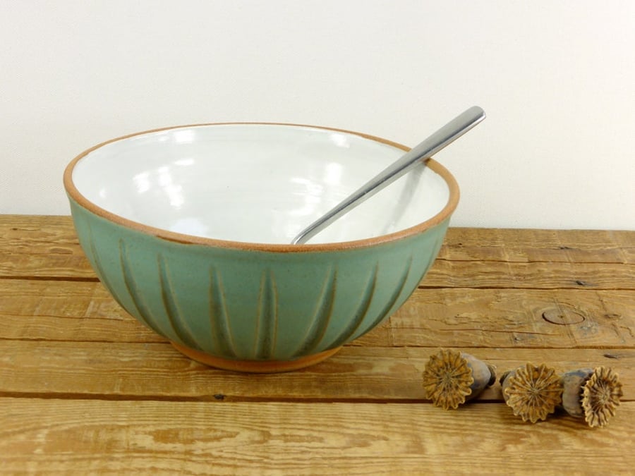 Ramen Bowl, Jade & White Glazed Pottery, Fluted Design