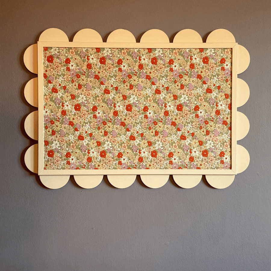 The Portobello: Handmade Luxury Picture Board With Elegant Scalloped Edge Design