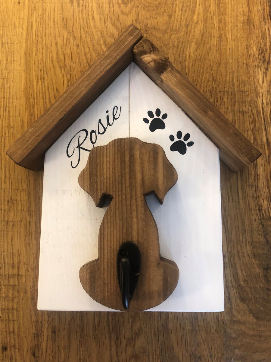 Dog Lead Hooks - Wooden Dog Leash Hanger - Labrador Retriever