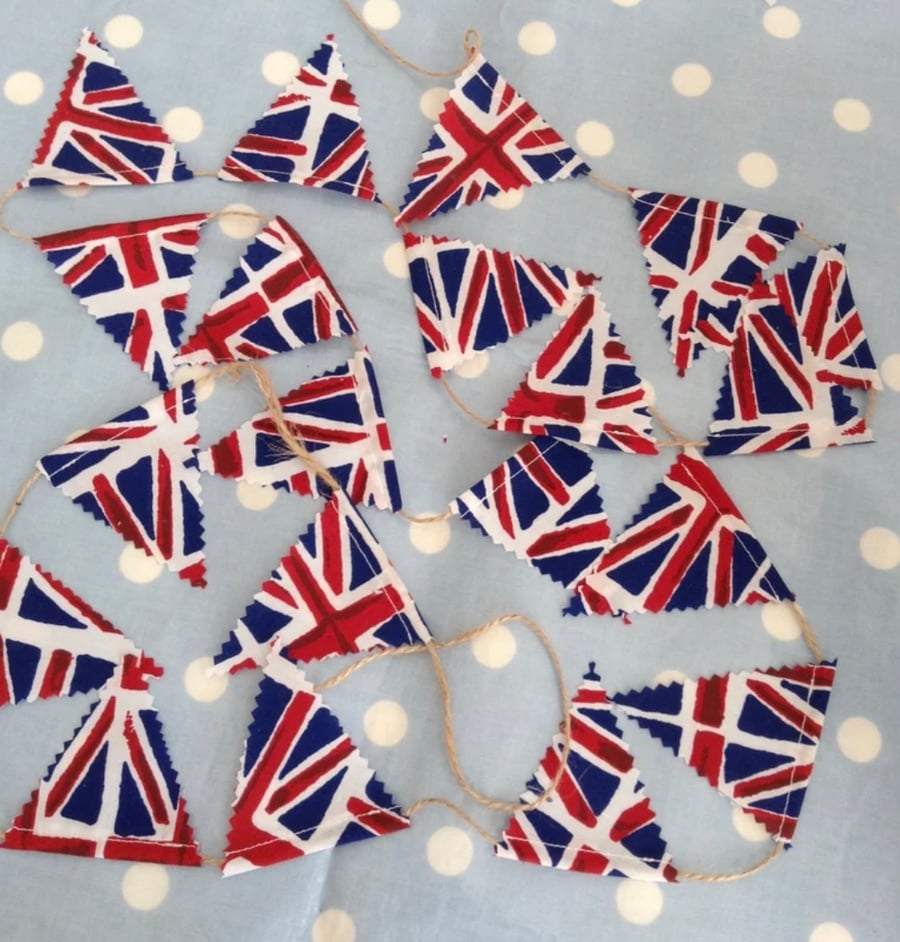 Union Jack  tiny mini bunting 