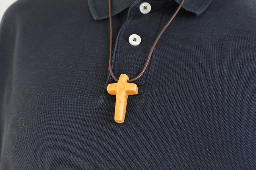 Cucifix or Cross Pendant Wood Necklace
