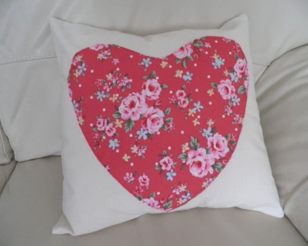 Heart cushion