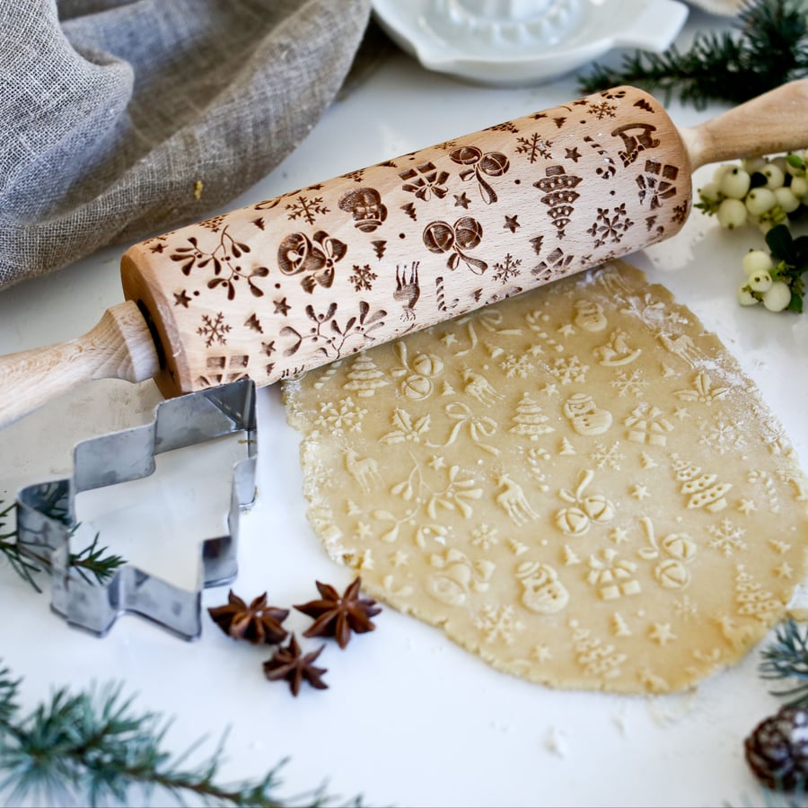 Christmas pattern embossing wooden rolling pin, laser engraved.