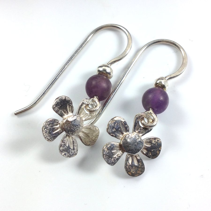 Sterling silver and frosted amethyst flower earrings 