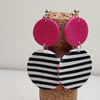 Pink and stripes circle earrings