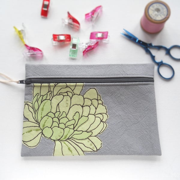 free motion & hand embroidered small floral zip purse pouch case - green