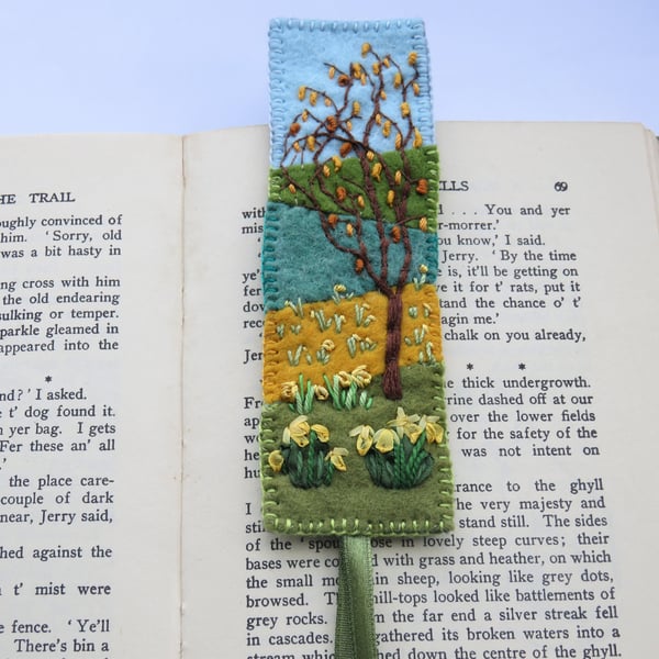 Daffodils and Catkins Embroidered Felt Bookmark