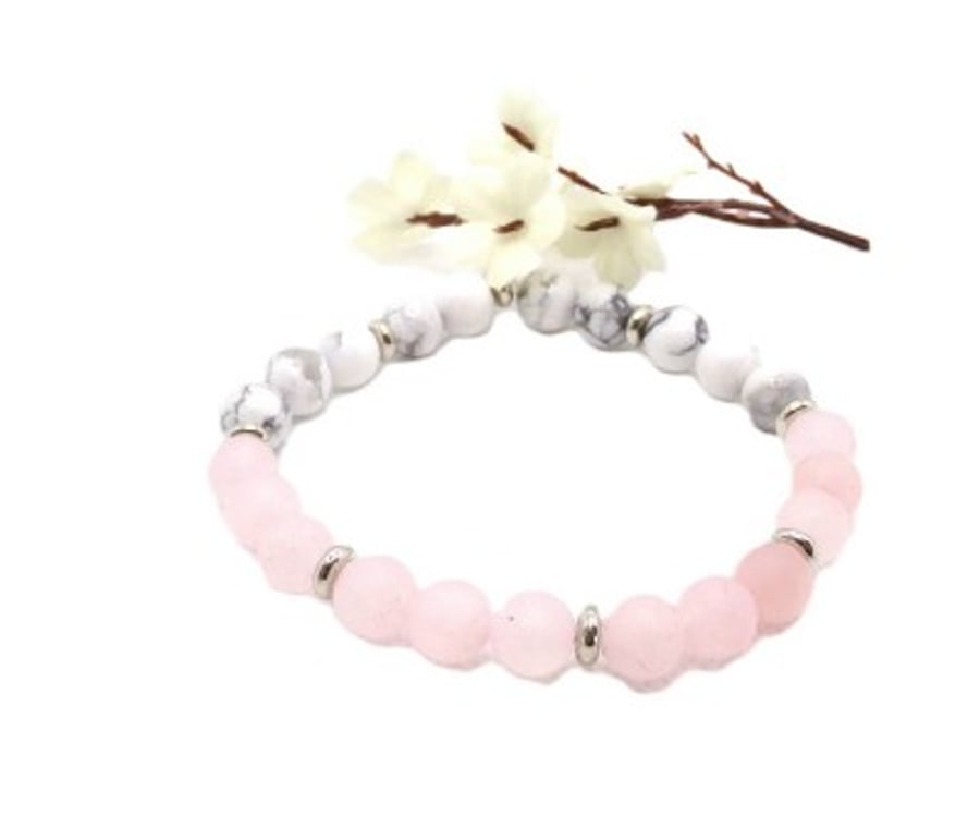  Rose Quartz and Howlite Gemstone Bracelet