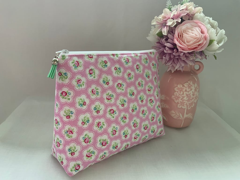 Toiletry Bag, Large Cosmetic Bag, Make Up Bag, Travel Bag, Cosmetic Purse