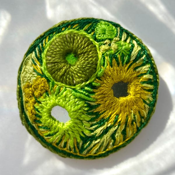 Green tangerine, hand embroidered brooch in zesty greens.