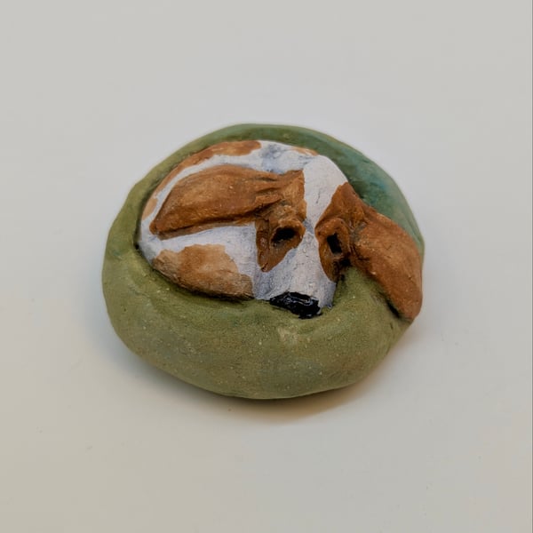 Yorkshire Pudding Basset Hound (green bed)