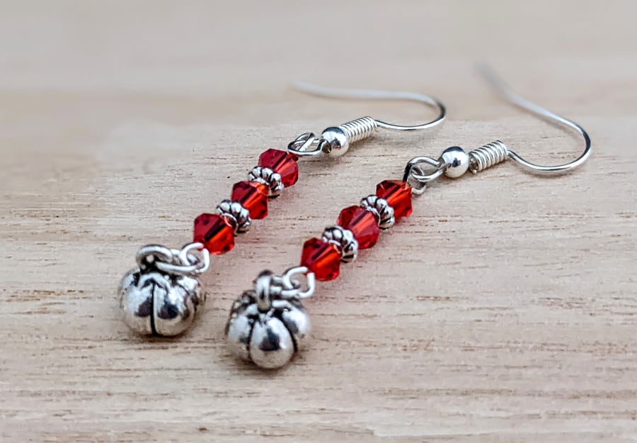 Pumpkin earrings with sparkly red beads