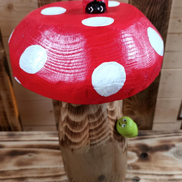 Toadstool with Caterpillar (C2)