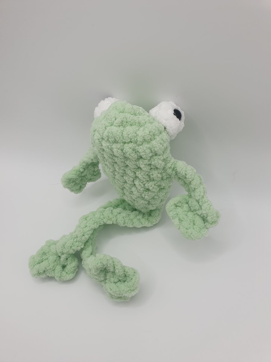 Frogsie (pale green)