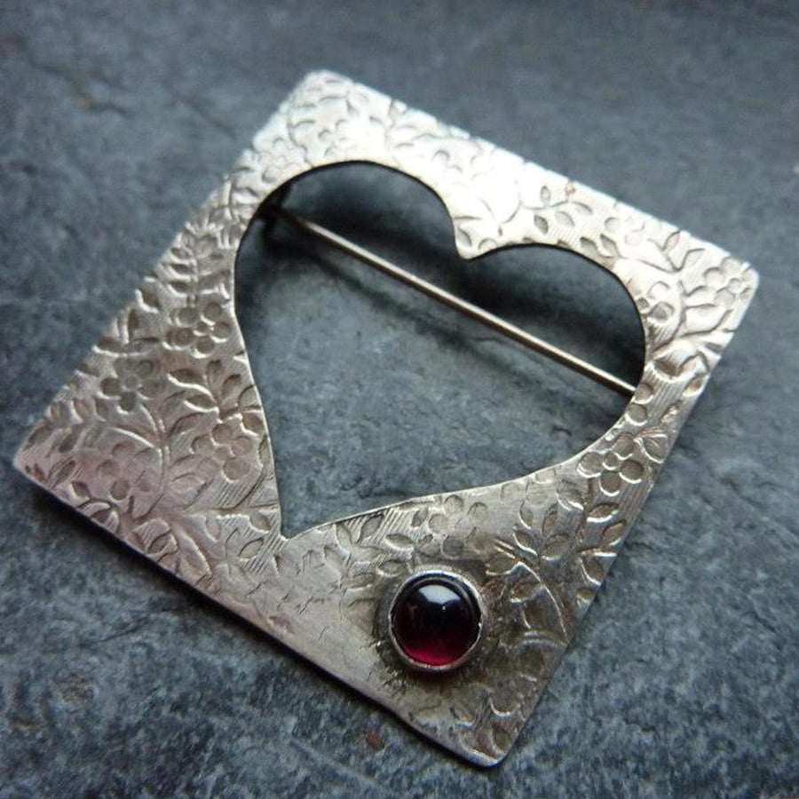 Queen of Hearts statement brooch