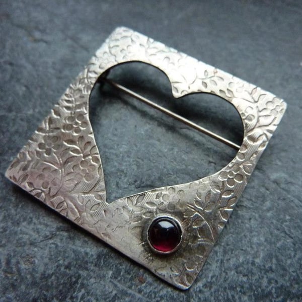 Queen of Hearts statement brooch