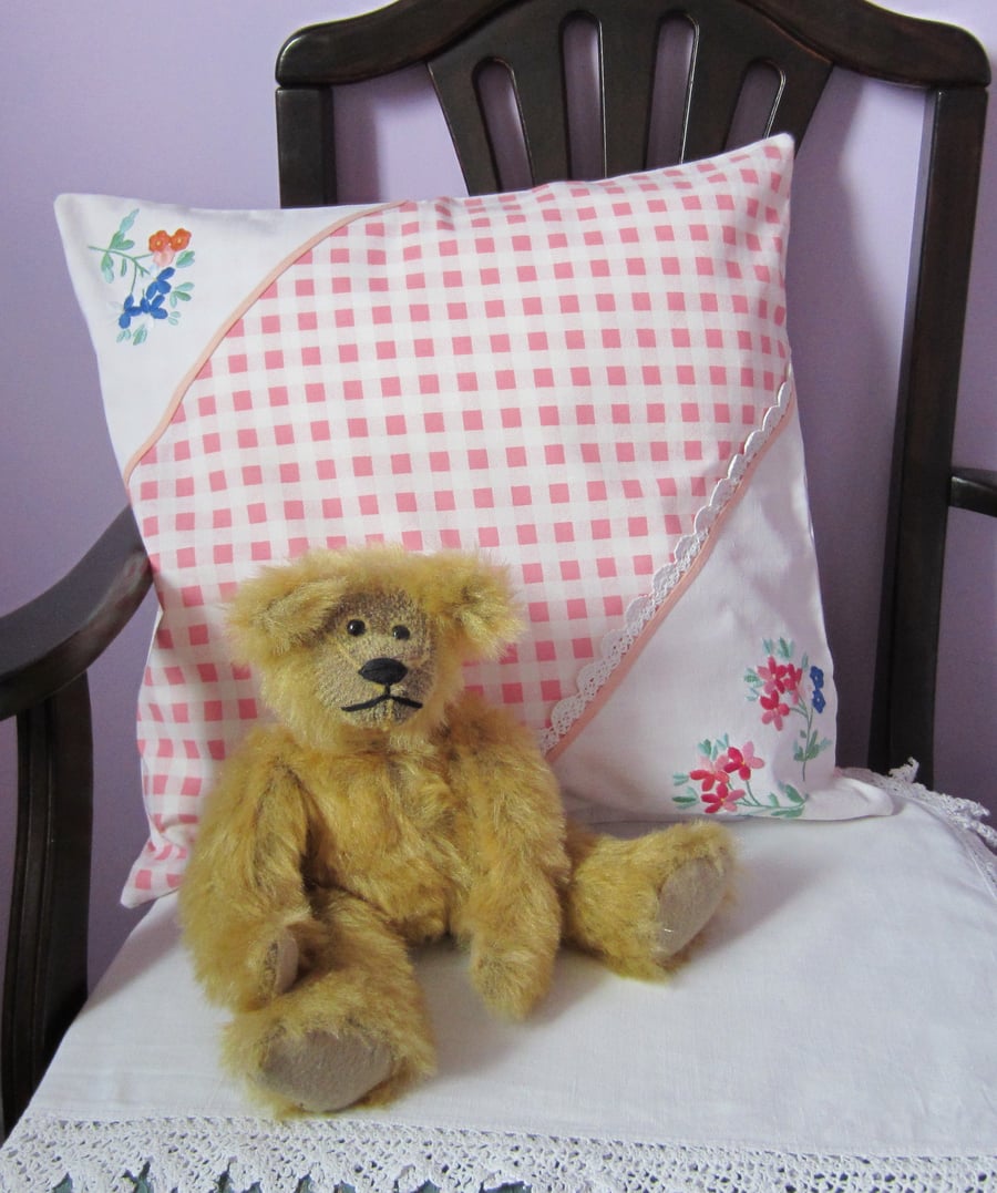 SALE  Vintage Embroidery Cushion Cover