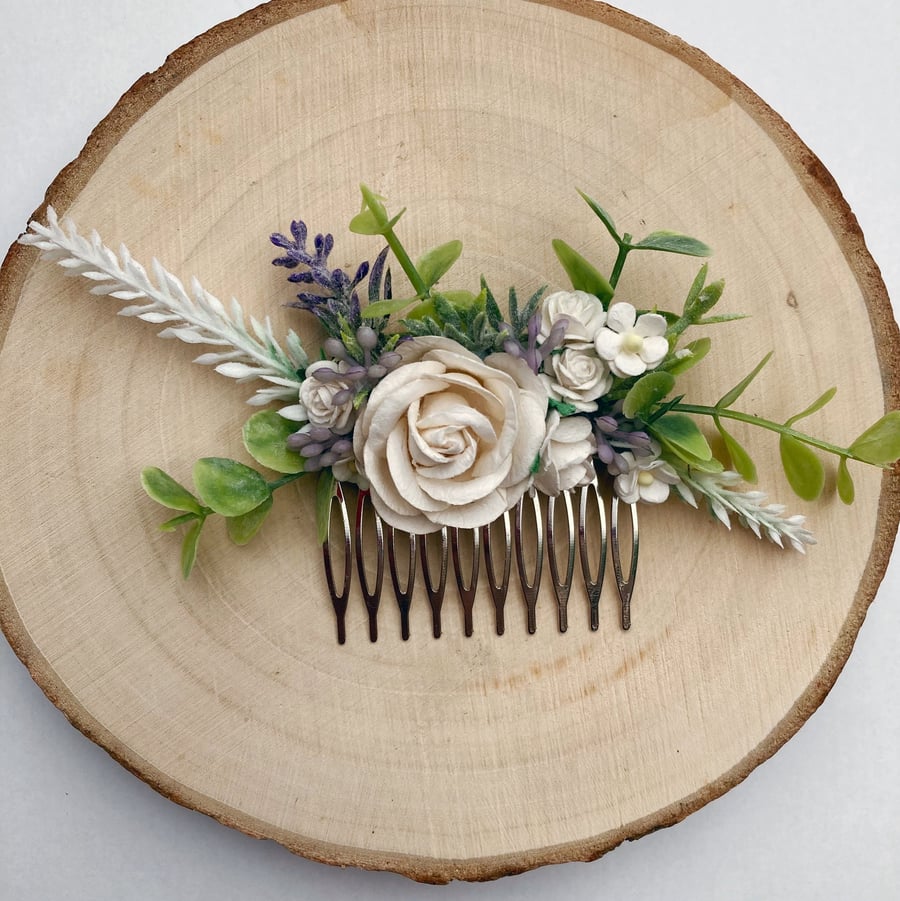 White and Lavender Flower Hair Comb, ideal for weddings. 