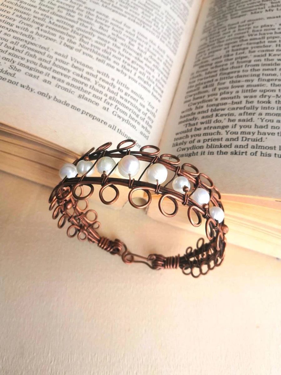Wire-wrapped Copper Bangle Cuff Bracelet with White Cultured Freshwater Pearl