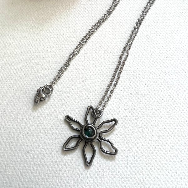 Dainty Antique Black Iron Daisy Flower Necklace with Green Agate Stone