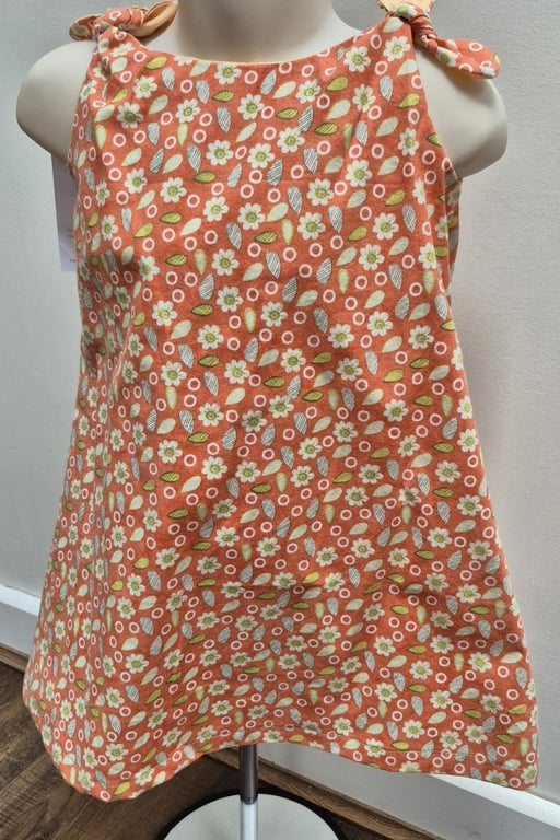 Girls dress, orange & green age 3-4 years