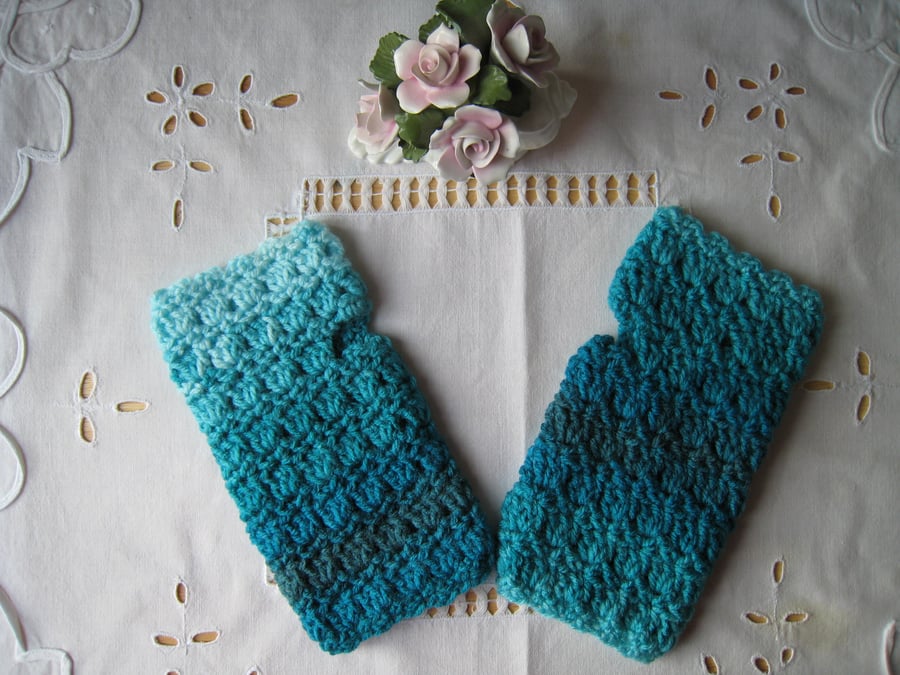 Posy Fingerless Gloves PS10