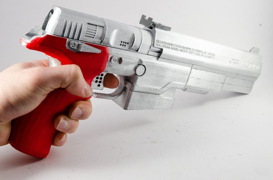 Cyberpunk 2077 - Jonny Silverhand's Pistol - Hand Painted - Prop or Cosplay