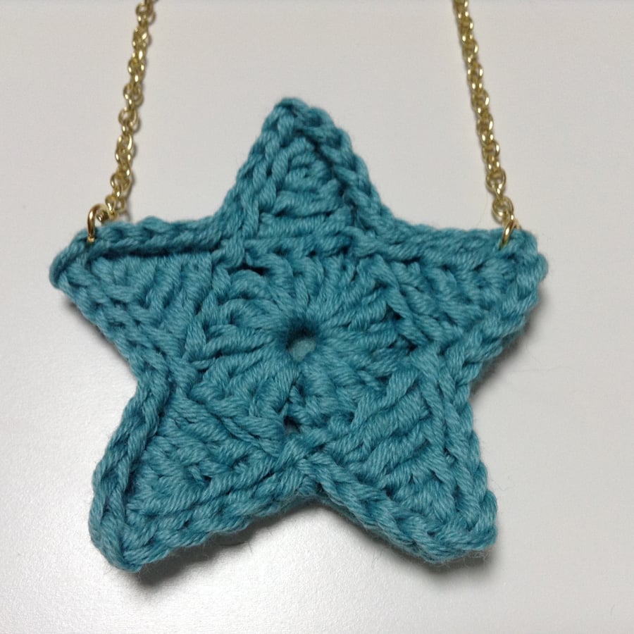 Bright Star Crochet Necklace- Aqua 