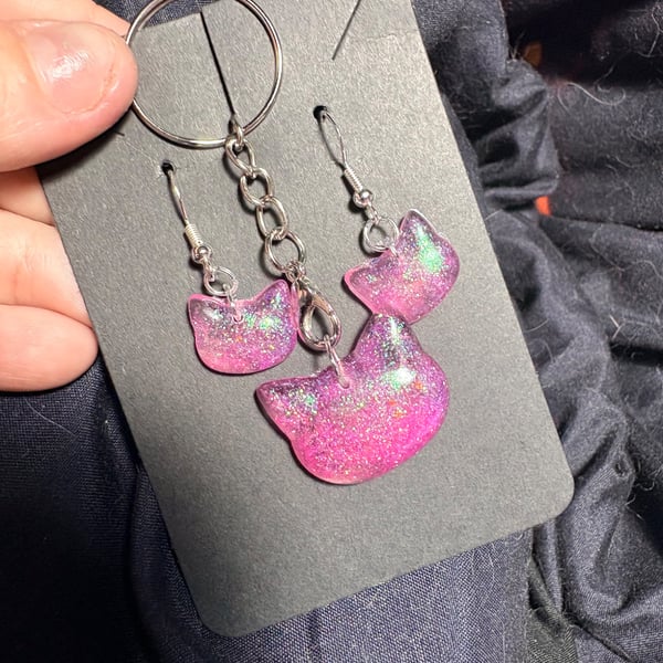 Resin earring and keyring set