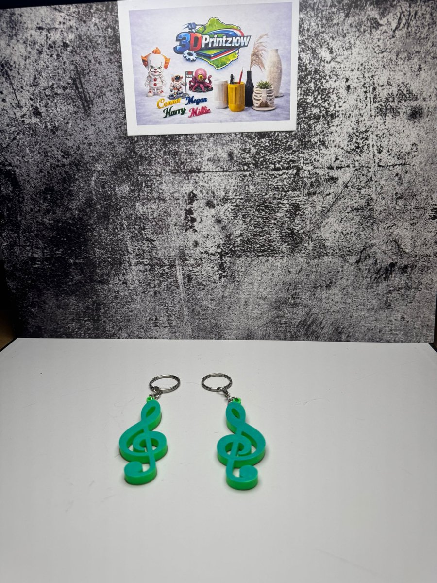 Treble Clef Keychain - Any 3 keychains for 5 - See our bundle listing