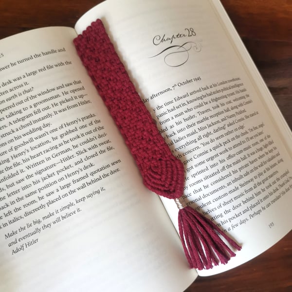 Bookmark - Simple handmade macrame boho inspired - burgundy FREE P&P