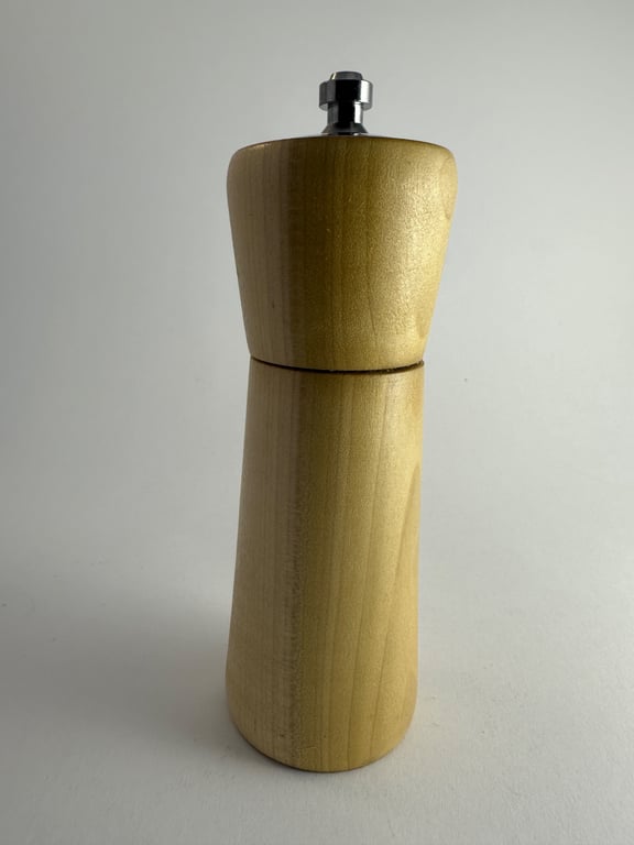 Pepper grinder and salt shaker
