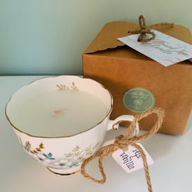 Seconds Sunday Pear and Vanilla Teacup Candle and Gift Box