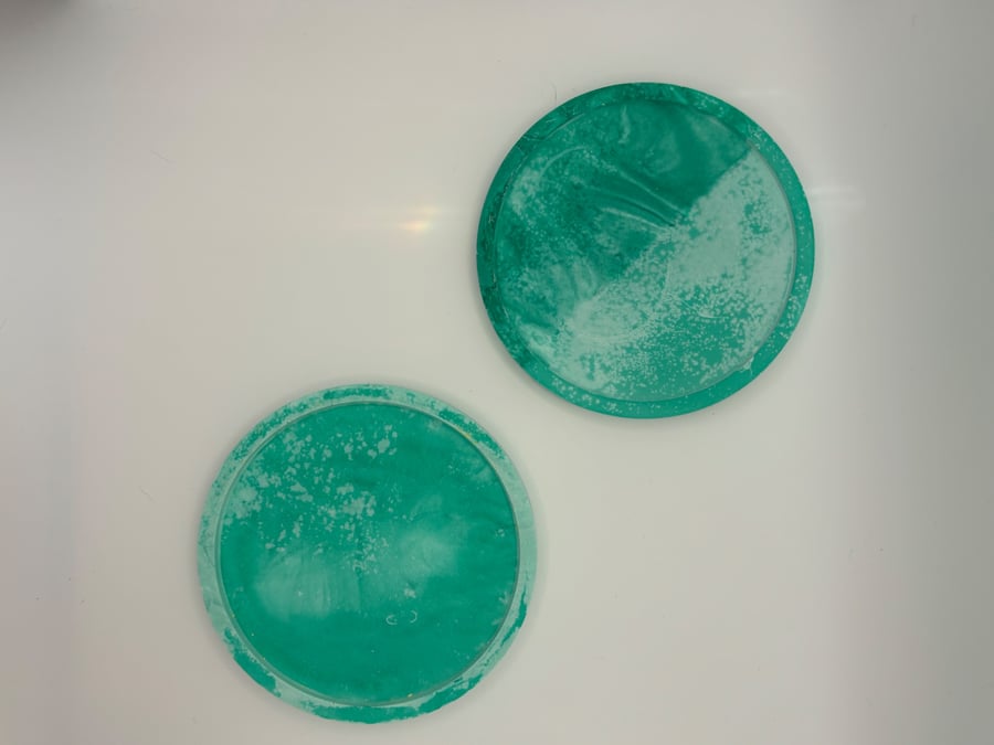 Eco resin circular coaster