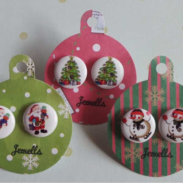 HALF PRICE Lovely Christmas Xmas wooden button earrings - santa, bell, tree