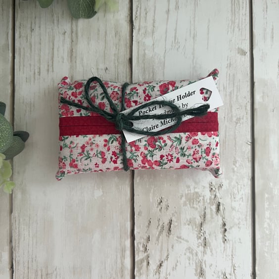Tissue Holder, Pocket Tissue Holder, Tissue Pouch, Travel Accessory Red Floral