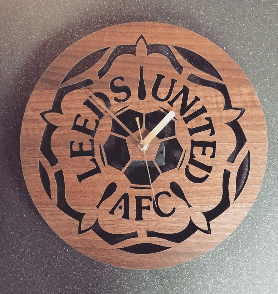 Old 90s Leeds United Badge Clock 