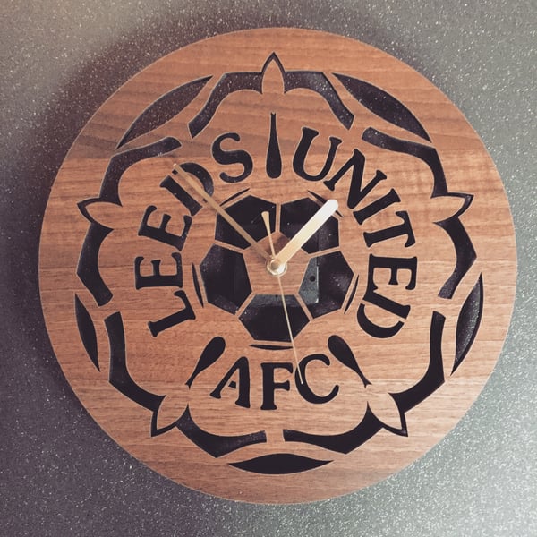 Old 90s Leeds United Badge Clock 