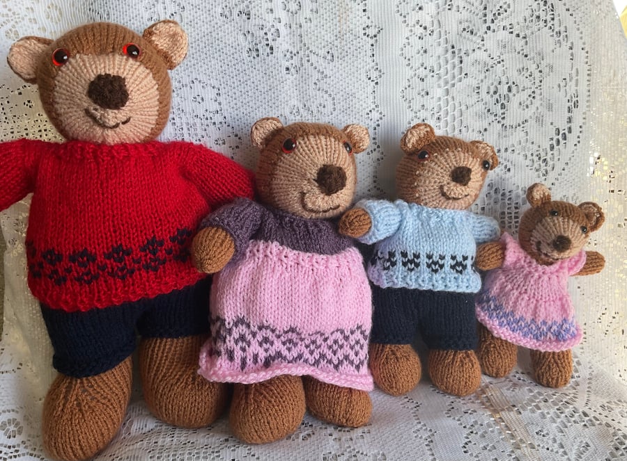 Teddy bear family