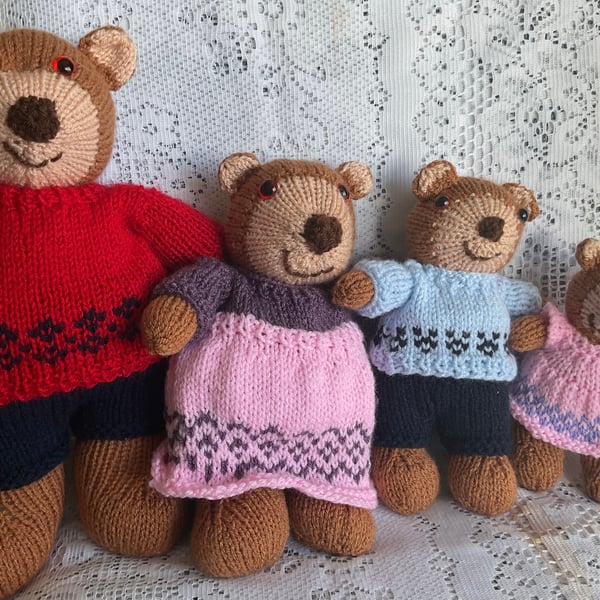 Teddy bear family