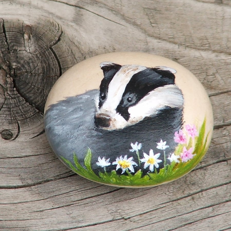 Hand painted wooden pebble - Badger - 3.5x3cm (1.5x1.25 inches)