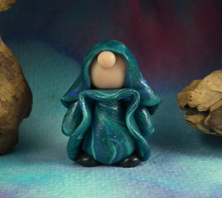 Little-Known-Gnome Master of Stealth OOAK Sculpt by Ann Galvin