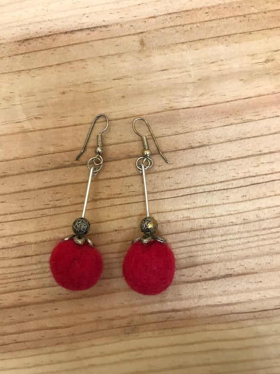  Felt Earrings. (330)