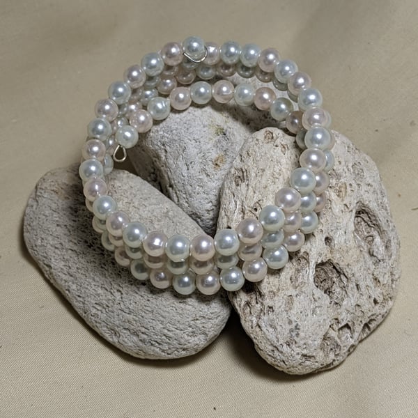 Imitation pearl wrap bracelet