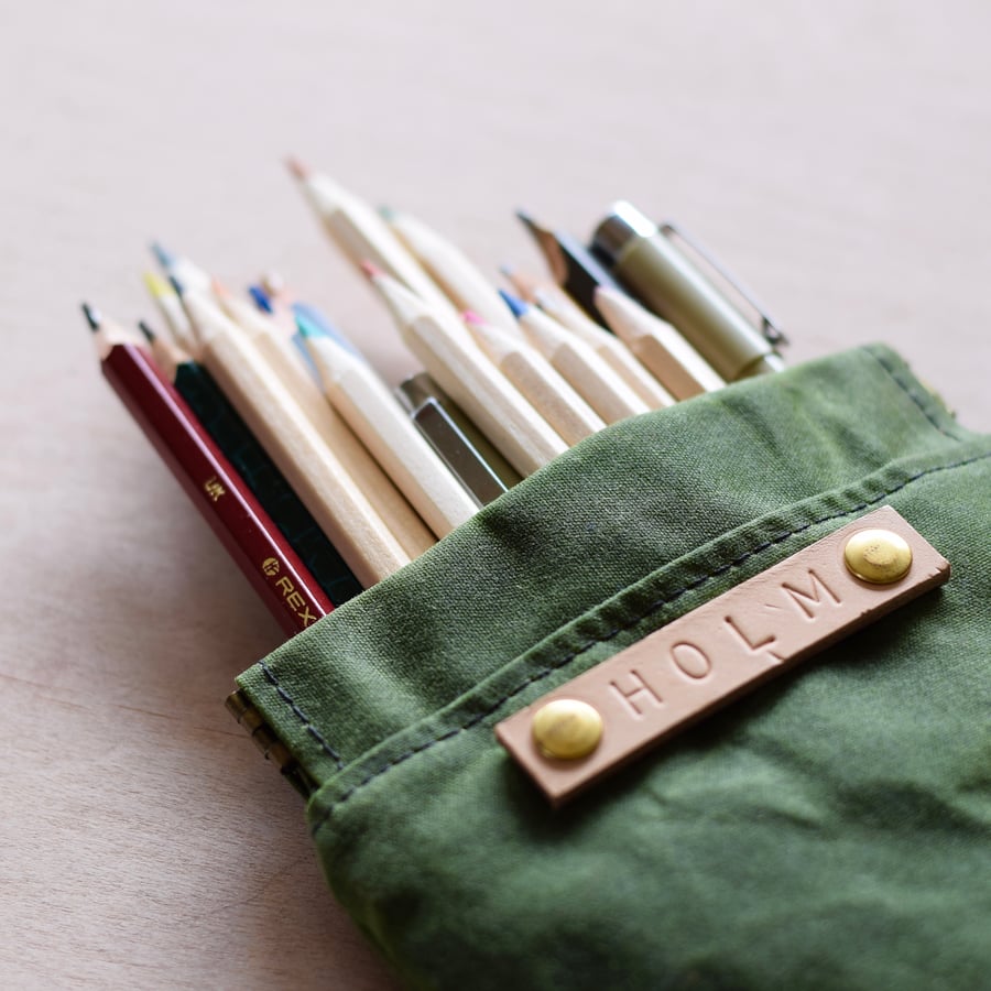 waxed canvas pencil case - easy open 