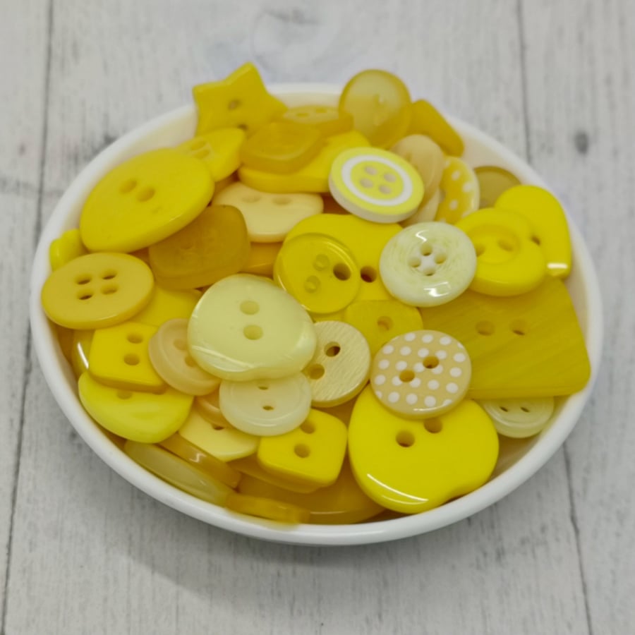 150 Yellow Mixed Buttons