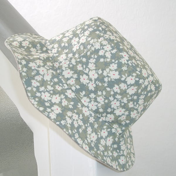 Sun Hat Bucket Hat Green Floral Reversible Summer Hat Beige Linen