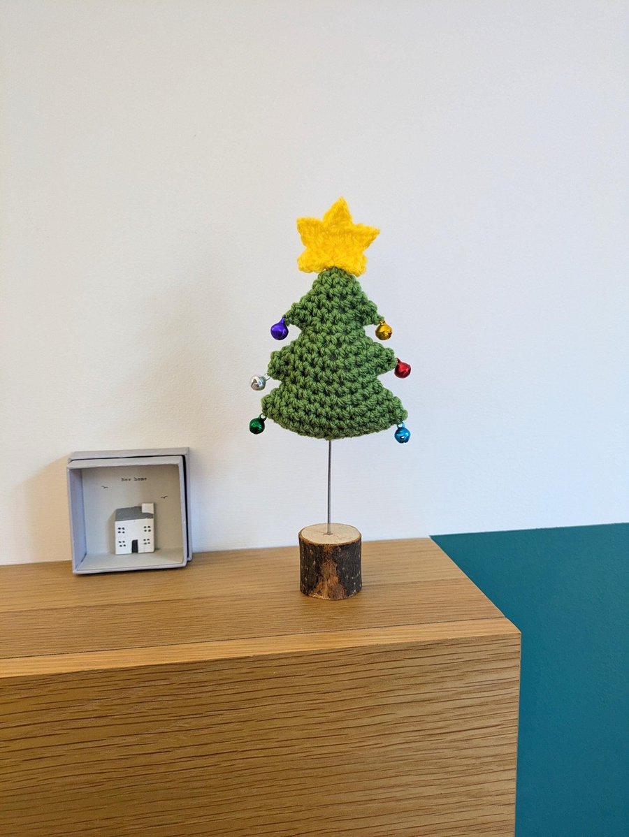 Crochet Mini Christmas Tree with Bells and Star, Table Decoration, Xmas Tree, In