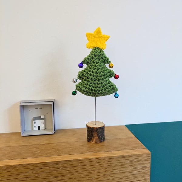 Crochet Mini Christmas Tree with Bells and Star, Table Decoration, Xmas Tree, In