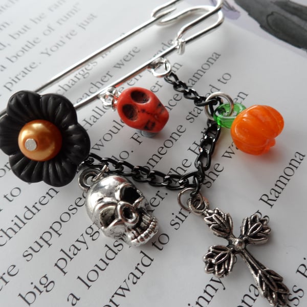 Halloween Kiltpin